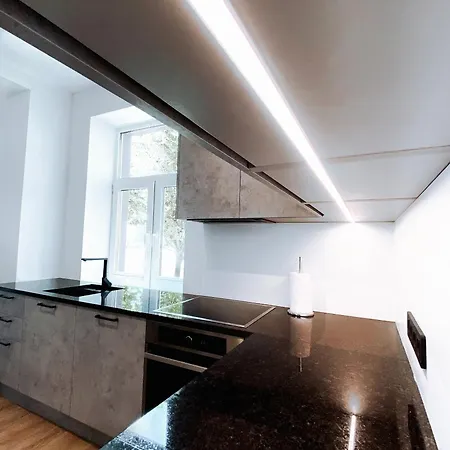 Luxurious 68M2 2Br 3-Room River View Apt In The Heart Of Paernu Exterior photo