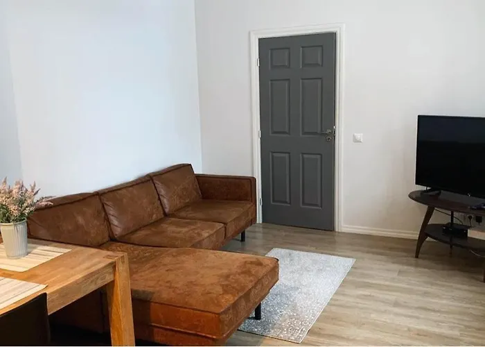 Luxurious 68M2 2Br 3-Room River View Apt In The Heart Of Paernu